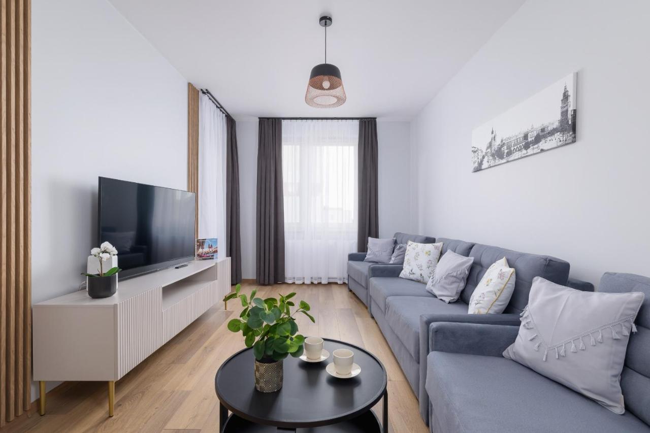 Osiedle Avia Harmonious Apartment With Balcony & Parking Cracow By Renters Prestige Krakkó Kültér fotó